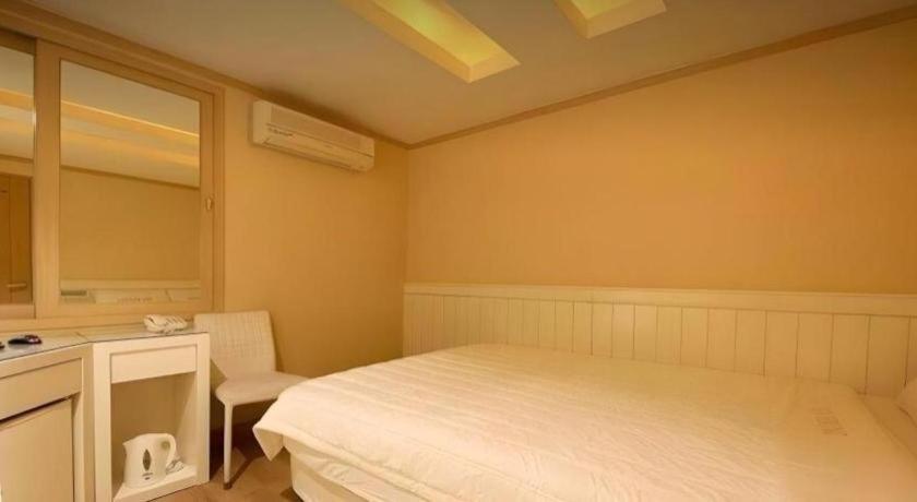 Sinyoung Motel Seul Exterior foto
